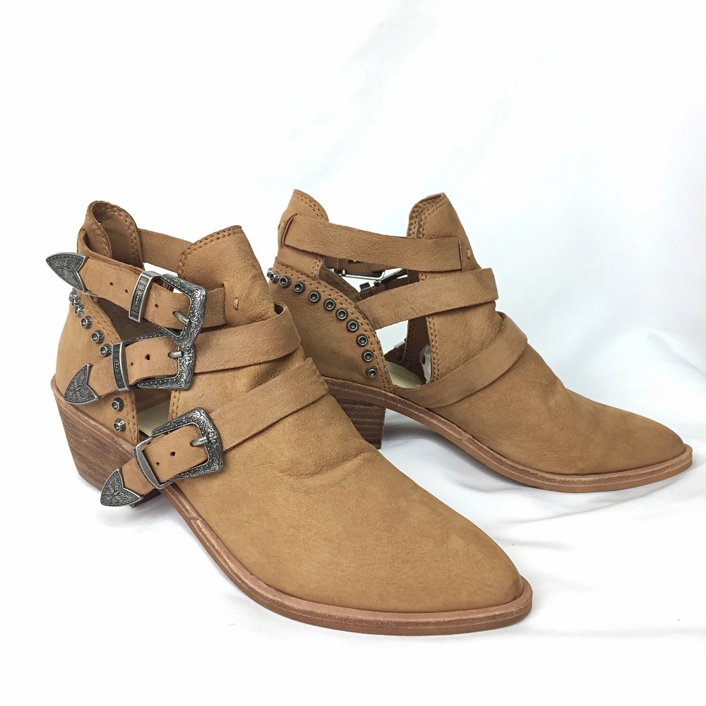 Dolce Vita Spur Western Buckle Nubuck Booties NWOT
